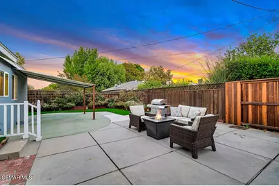 19910 Enadia Way, Winnetka, CA 91306 - Photo 41