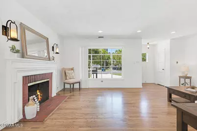 19910 Enadia Way, Winnetka, CA 91306 - Photo 17