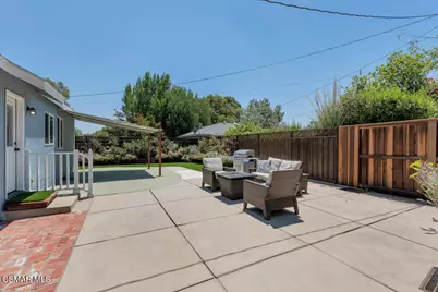 19910 Enadia Way, Winnetka, CA 91306 - Photo 57