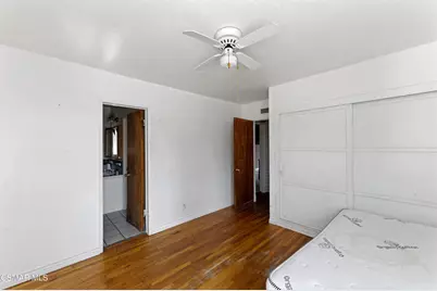 20709 Schoolcraft Street, Winnetka, CA 91306 - Photo 15