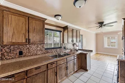20709 Schoolcraft Street, Winnetka, CA 91306 - Photo 11