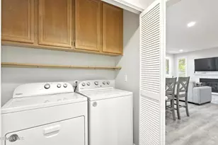280 Ridgeton Ln, Simi Valley, CA 93065 - Photo 23