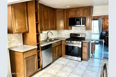9333 Rowell Avenue, Chatsworth, CA 91311 - Photo 5