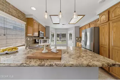 3072 Lamplighter Street, Simi Valley, CA 93065 - Photo 5