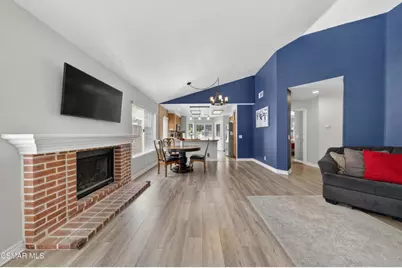 3072 Lamplighter Street, Simi Valley, CA 93065 - Photo 3