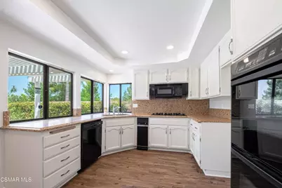 27555 Freetown Lane, Agoura Hills, CA 91301 - Photo 15