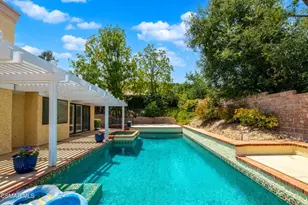 27555 Freetown Ln, Agoura Hills, CA 91301 - Photo 45
