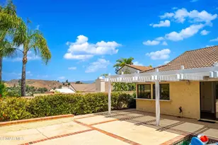 27555 Freetown Ln, Agoura Hills, CA 91301 - Photo 47