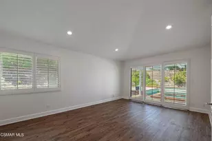27555 Freetown Ln, Agoura Hills, CA 91301 - Photo 19
