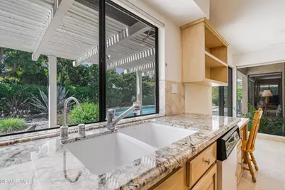 29004 Garden Oaks Court, Agoura Hills, CA 91301 - Photo 15