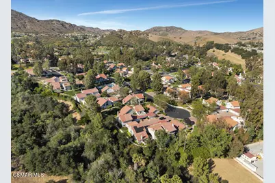 953 Quarterhorse Lane, Oak Park, CA 91377 - Photo 27