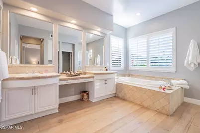 5445 Via Nicola, Newbury Park, CA 91320 - Photo 13