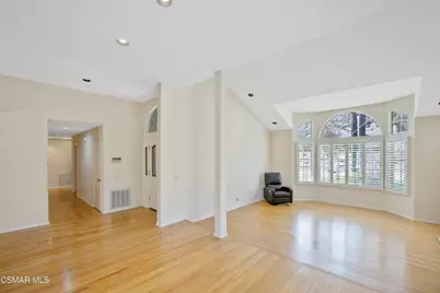5490 Wembly Avenue, Oak Park, CA 91377 - Photo 11