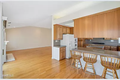 5490 Wembly Avenue, Oak Park, CA 91377 - Photo 23