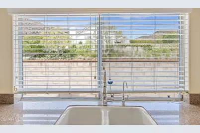5490 Wembly Avenue, Oak Park, CA 91377 - Photo 15