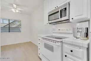 152 Maegan Pl, Thousand Oaks, CA 91362 - Photo 15