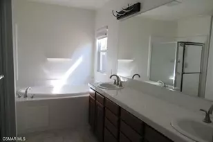 986 Lincoln Ct, Simi Valley, CA 93065 - Photo 9