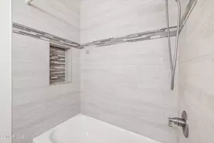 650 Hacienda Dr, Camarillo, CA 93012 - Photo 17