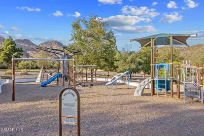 274 Via Antonio, Newbury Park, CA 91320 - Photo 37