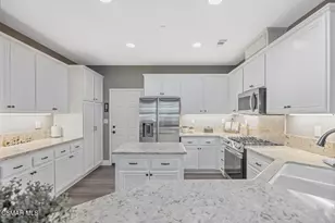 274 Via Antonio, Newbury Park, CA 91320 - Photo 21