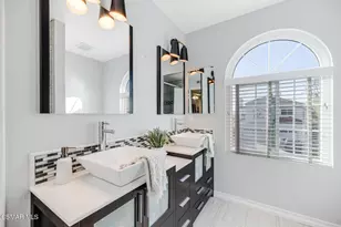 11642 Blossomwood Ct, Moorpark, CA 93021 - Photo 23