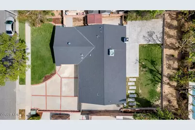 27987 Urbandale Avenue, Saugus, CA 91350 - Photo 33