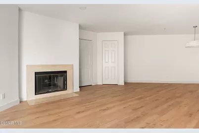 697 Sutton Crest Trail #Tl210, Oak Park, CA 91377 - Photo 9
