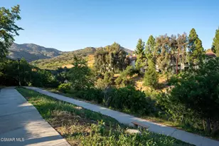 697 Sutton Crest Trail, Oak Park, CA 91377 - Photo 35