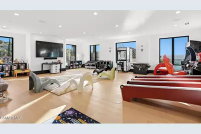 25201 Prado Del Misterio, Calabasas, CA 91302 - Photo 37
