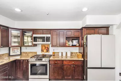 15425 Tobarra Road, Fontana, CA 92337 - Photo 17