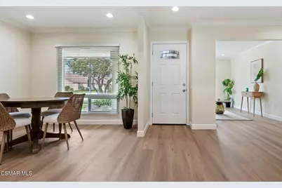 25336 Village 25, Camarillo, CA 93012 - Photo 9