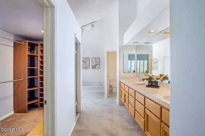 591 Hawks Bill Place, Simi Valley, CA 93065 - Photo 13