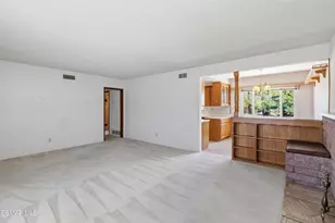 318 Carla Dr, Simi Valley, CA 93065 - Photo 11