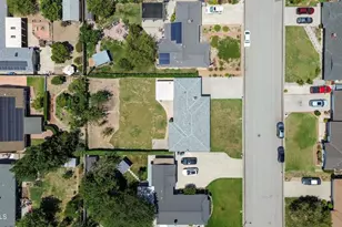 318 Carla Dr, Simi Valley, CA 93065 - Photo 45