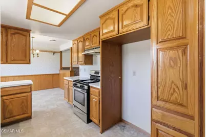 318 Carla Drive, Simi Valley, CA 93065 - Photo 19