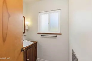 318 Carla Dr, Simi Valley, CA 93065 - Photo 21