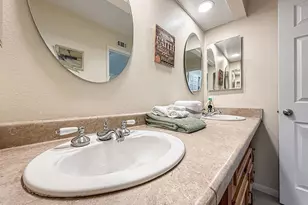 2111 Peak Pl, Thousand Oaks, CA 91362 - Photo 33