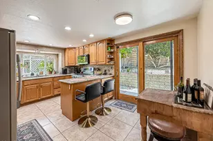2111 Peak Pl, Thousand Oaks, CA 91362 - Photo 17