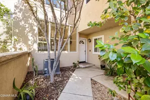 600 Kingswood Ln, Simi Valley, CA 93065 - Photo 3