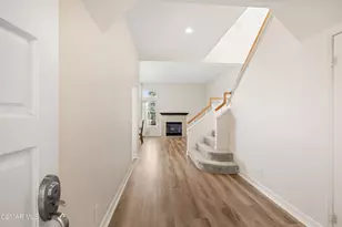 600 Kingswood Ln, Simi Valley, CA 93065 - Photo 5