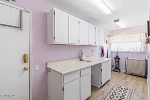 497 Mark Dr, Simi Valley, CA 93065 - Photo 23