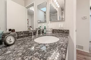 2825 Shoreview Cir, Westlake Village, CA 91361 - Photo 23