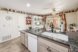 2825 Shoreview Cir, Westlake Village, CA 91361 - Photo 11