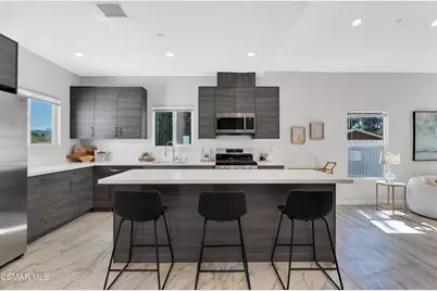 955 Brossard Drive, Thousand Oaks, CA 91360 - Photo 9