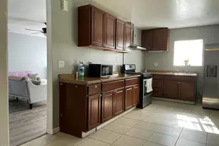 842 S Corta Dr, Santa Ana, CA 92704 - Photo 11