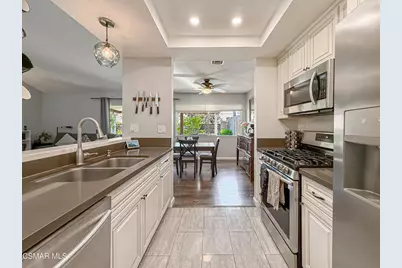 2041 Covington Avenue, Simi Valley, CA 93065 - Photo 15