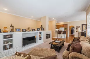 2919 Estilita Way, Simi Valley, CA 93063 - Photo 9