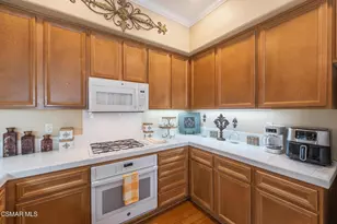 2919 Estilita Way, Simi Valley, CA 93063 - Photo 15