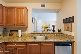 477 Country Club Dr, Simi Valley, CA 93065 - Photo 15