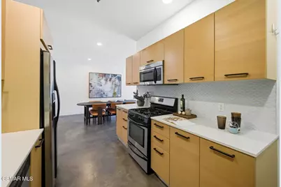 5016 Bakman Avenue #104, North Hollywood, CA 91601 - Photo 19
